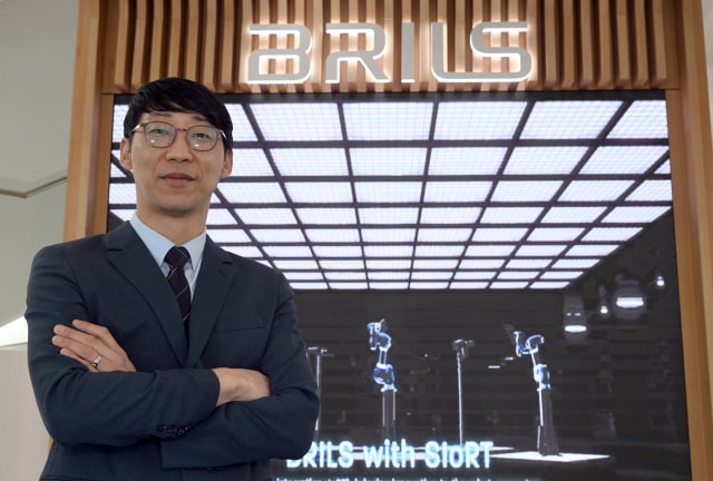 브릴스 대표 전진